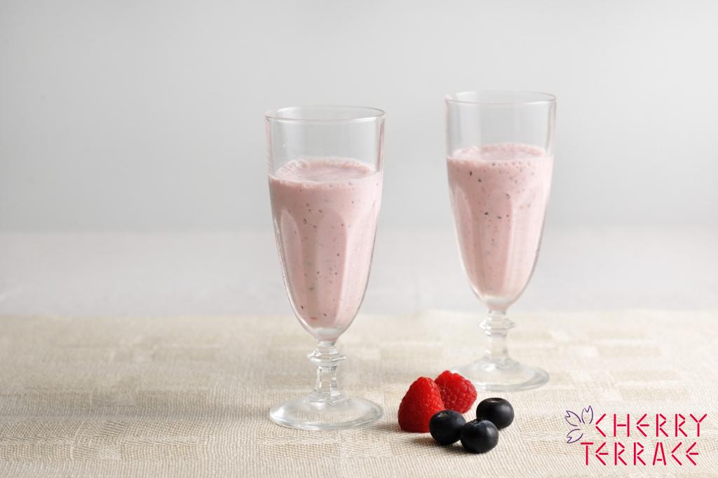 ベリーベリーシェイク