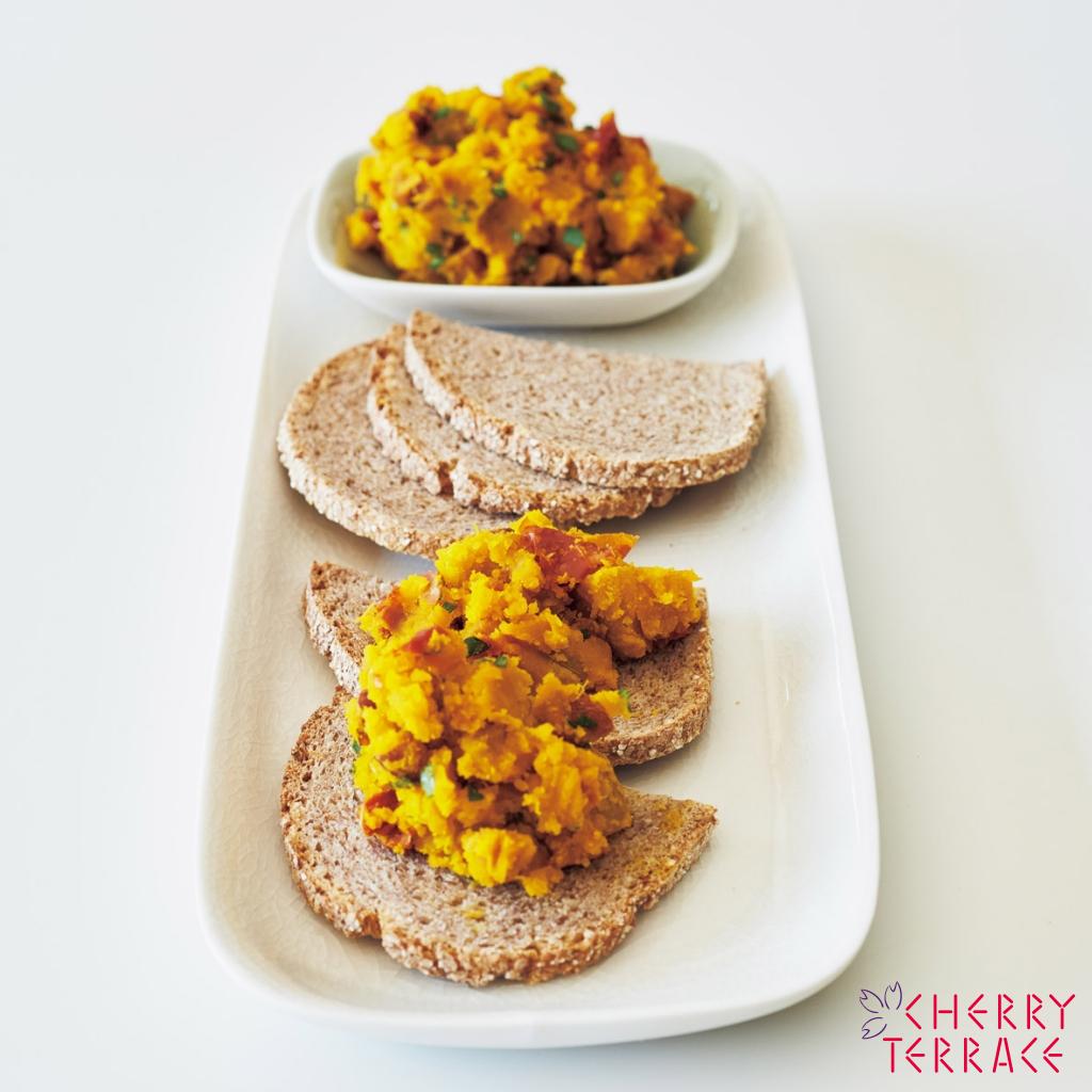 かぼちゃとドライトマトのディップ