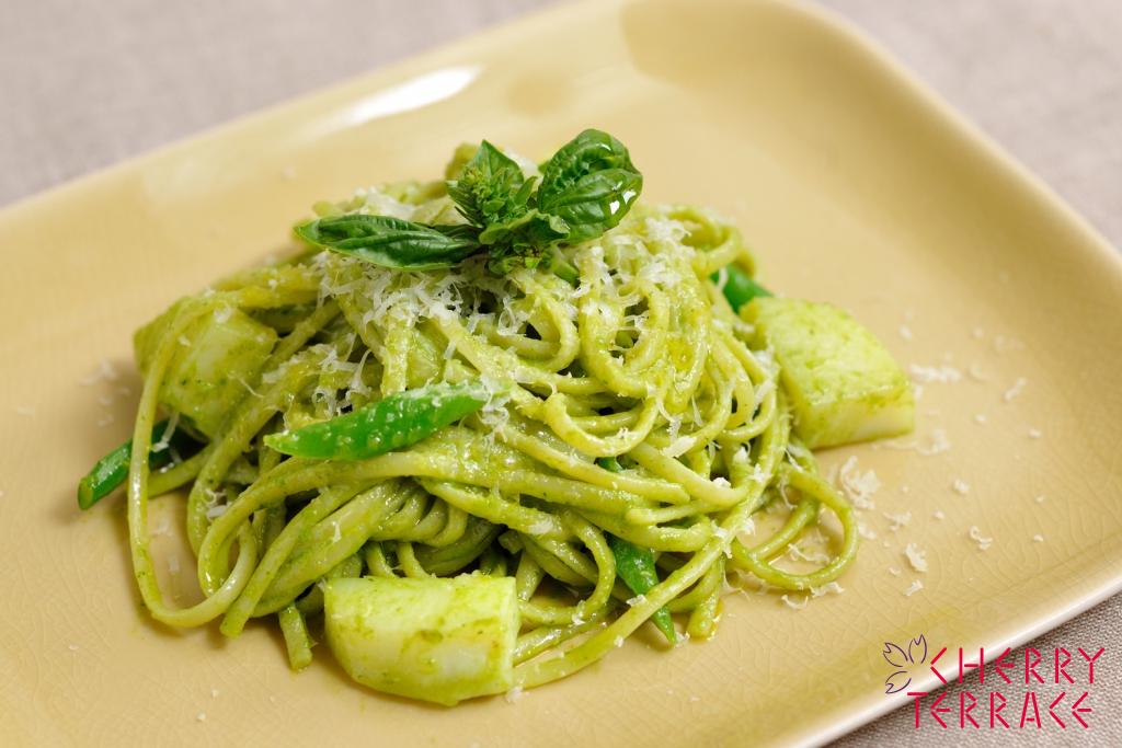 いんげんとじゃがいも入りバジルソーススパゲッティ