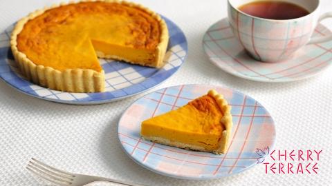 🎃パンプキンパイ焼き上がりました🥧 かぼちゃ・レーズン