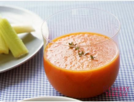 赤ピーマンのスープ