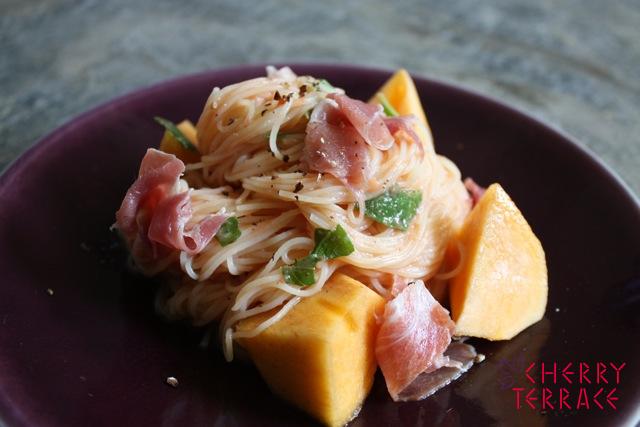 柿と生ハムの冷たいカッペリーニ