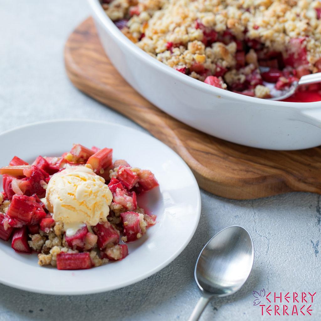 ルバーブクランブル