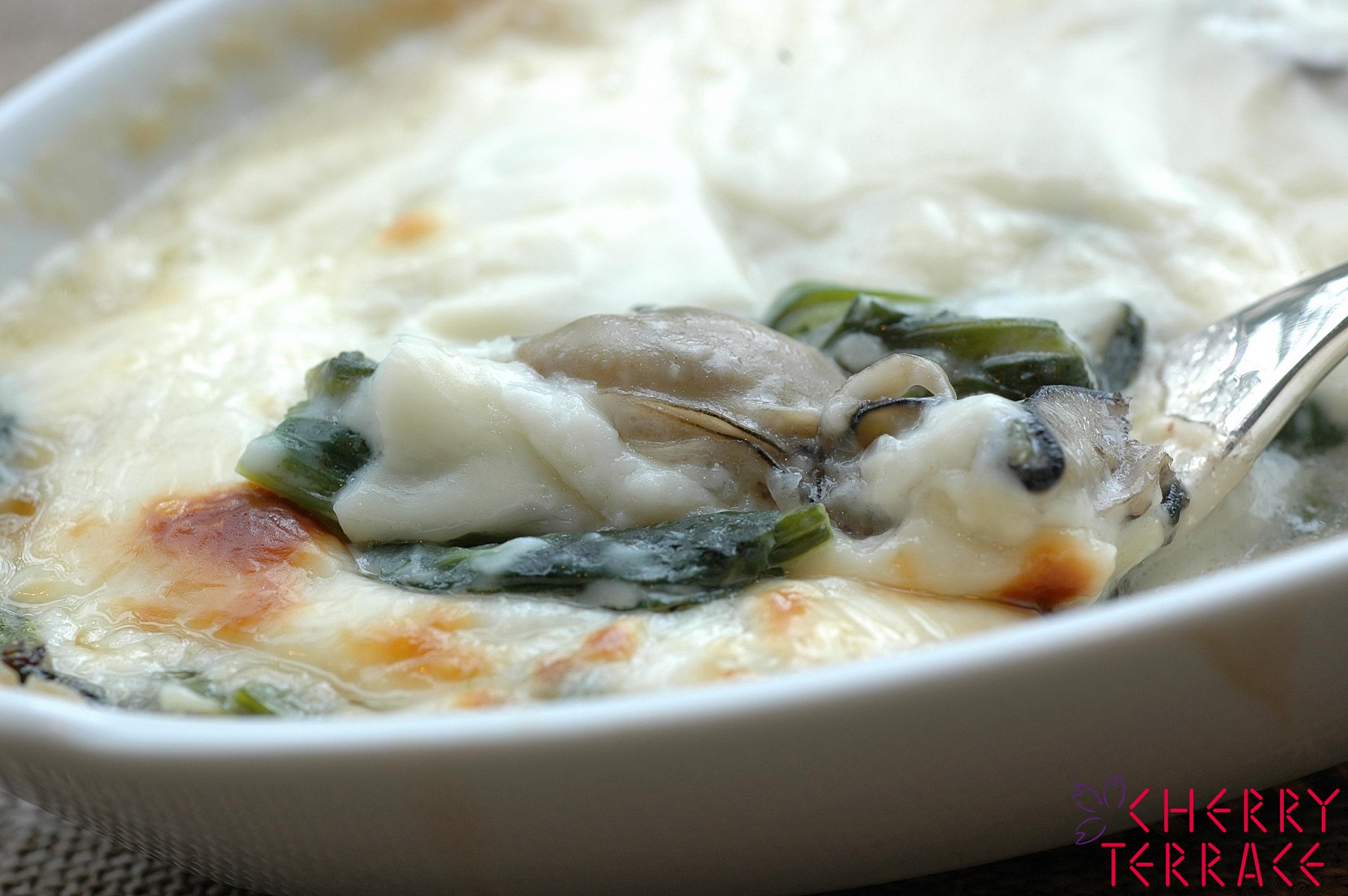 かきとほうれんそうのグラタン