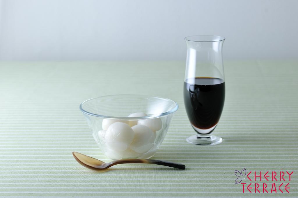 白玉とバルサモ・デヴィーノ黒蜜かけ