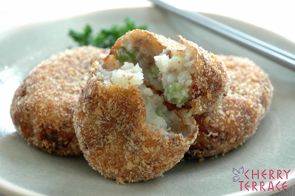 グリンピース入りポテトコロッケ