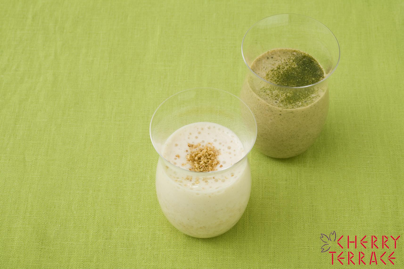 アーモンドバナナミルクと緑茶バナナミルク