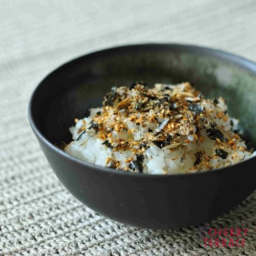 煮干しとかつお節のふりかけ E Gohan