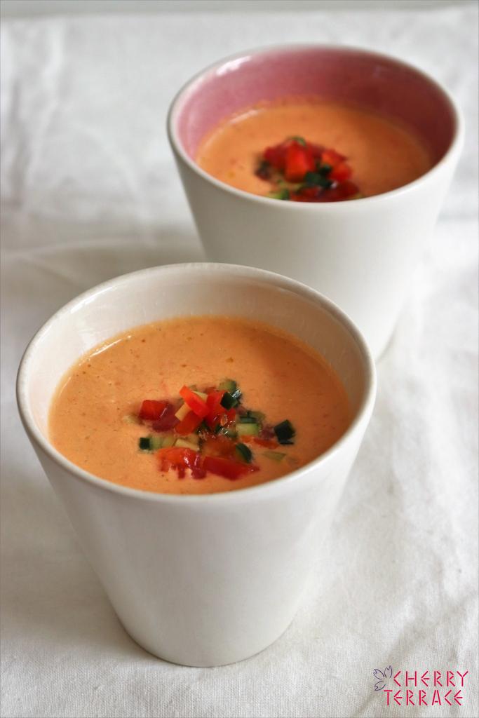トマトとヨーグルトのガスパチョ