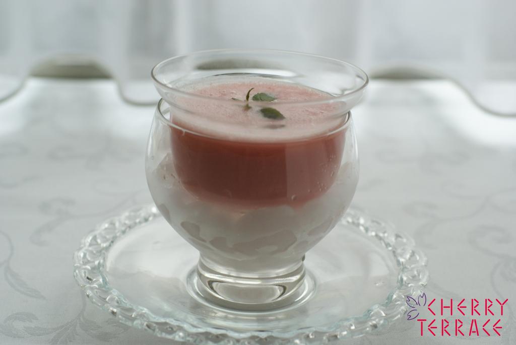 桃の冷たいスープ