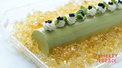 アボカドのムース ケーキ風