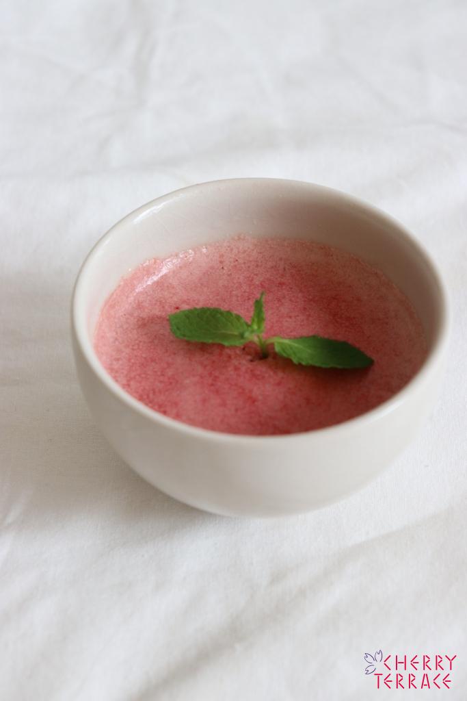 ラズベリーの簡単ムース