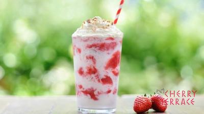 いちごのフローズンドリンク