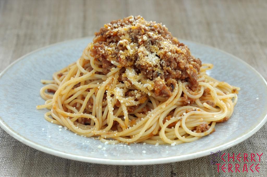 なすときのこのミートソーススパゲッティ