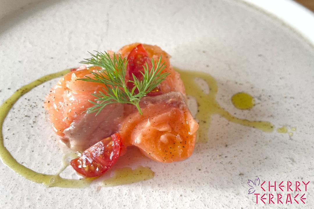 サーモンのコンフィ