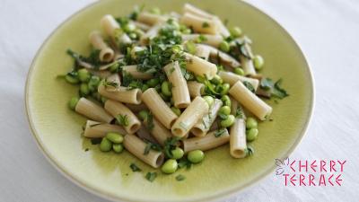 トルティリオーニの昆布だしと枝豆風味