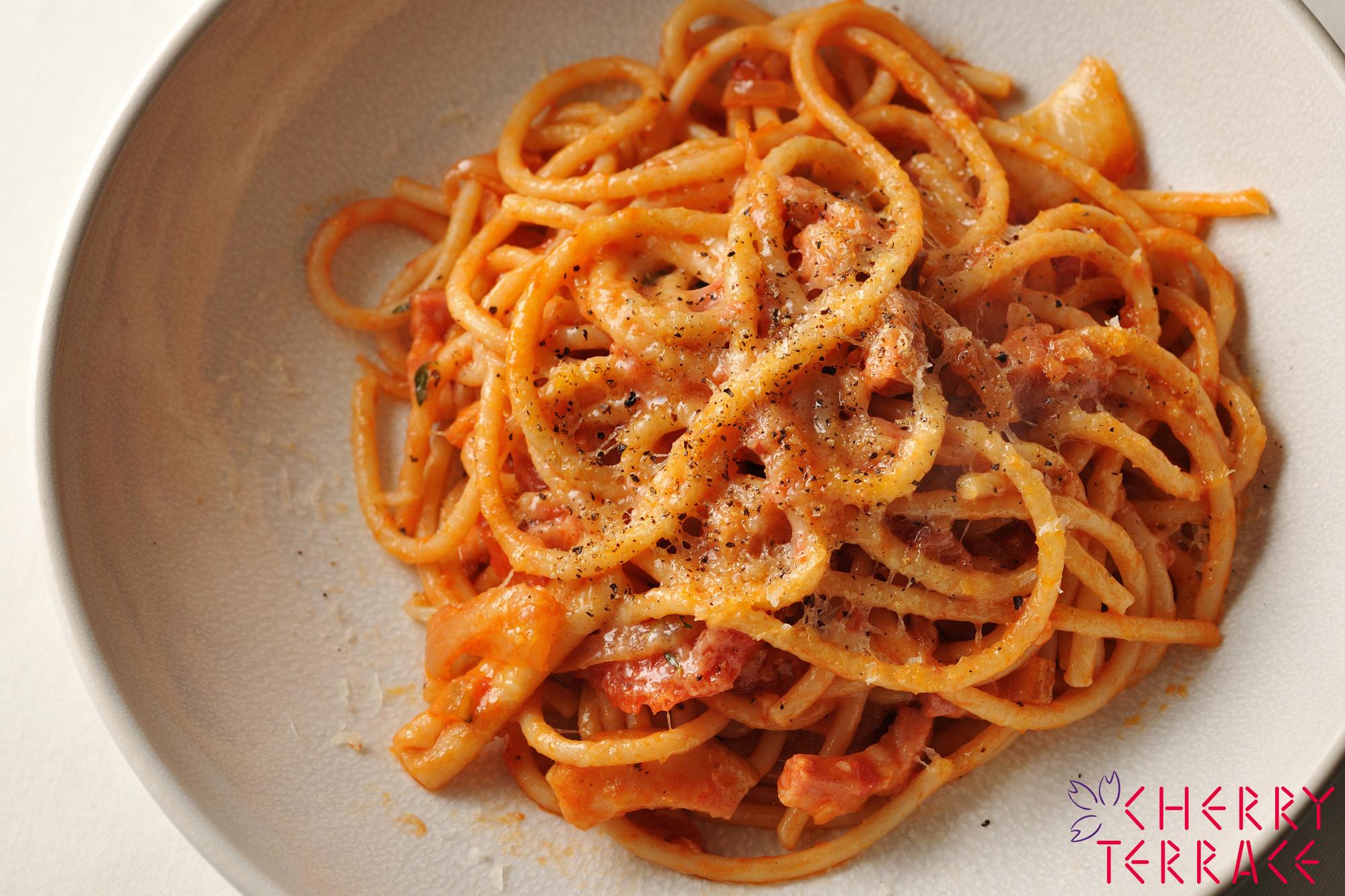 トスカーナ風 アマトリチャーナ