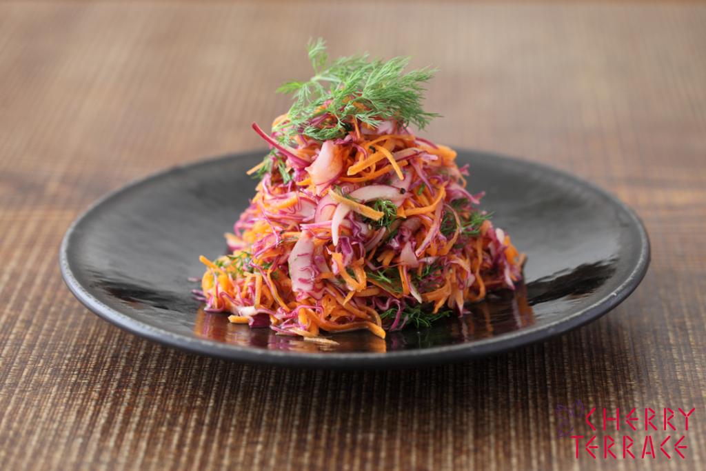 カラフル千切りサラダ