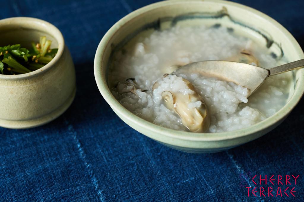 蒸しカキと三つ葉のお粥