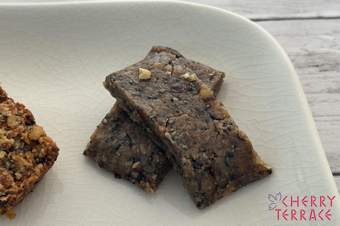 甘酒と黒ごまの腸活Rawバー