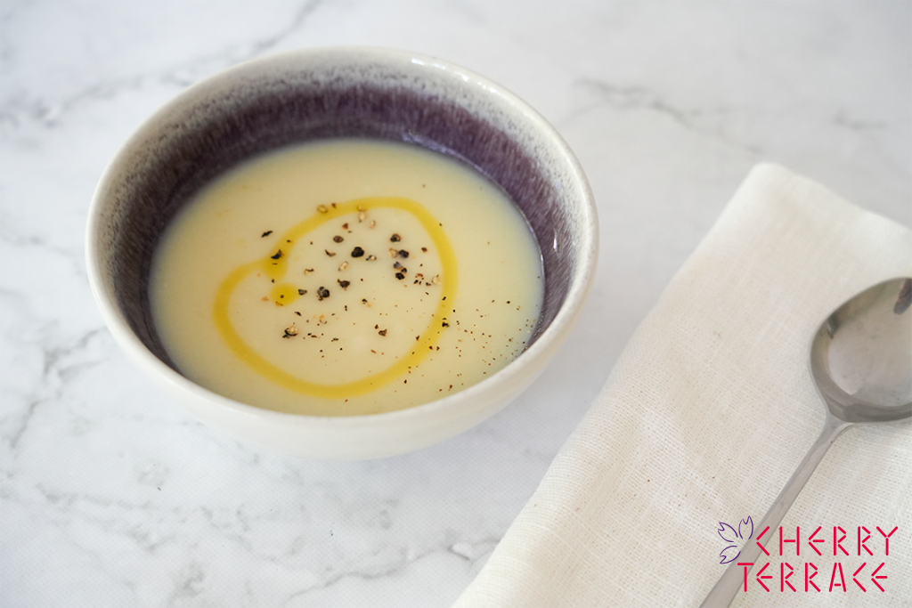 じゃがいもと玉ねぎのポタージュスープ